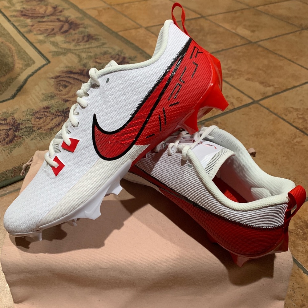 Nike Vapor Edge Speed 360 2 Premium Football Cleat